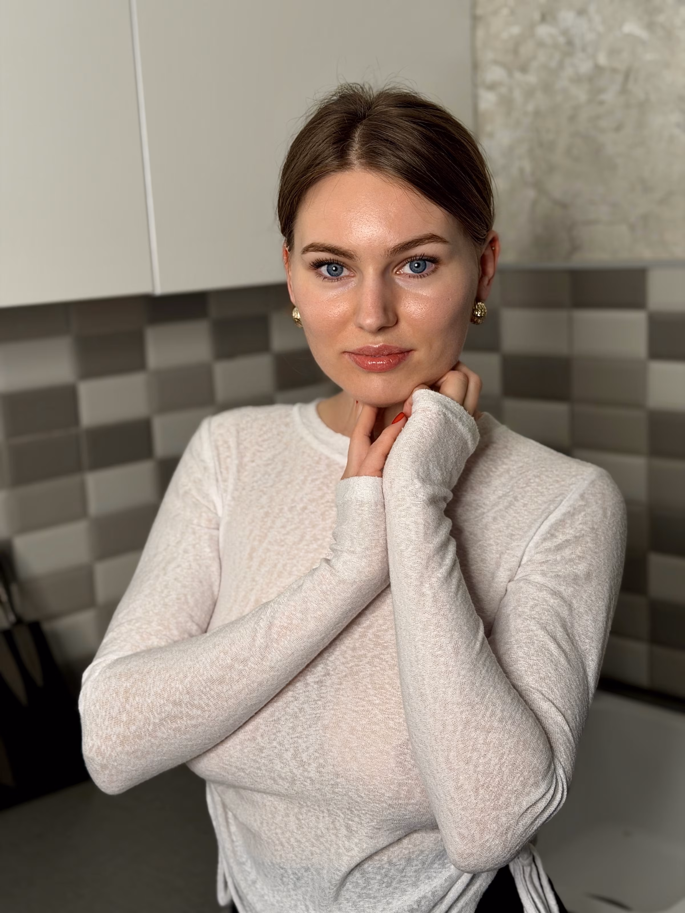 Oleksandra 30 Kyiv Ukraine Looking for a man to date and travel together