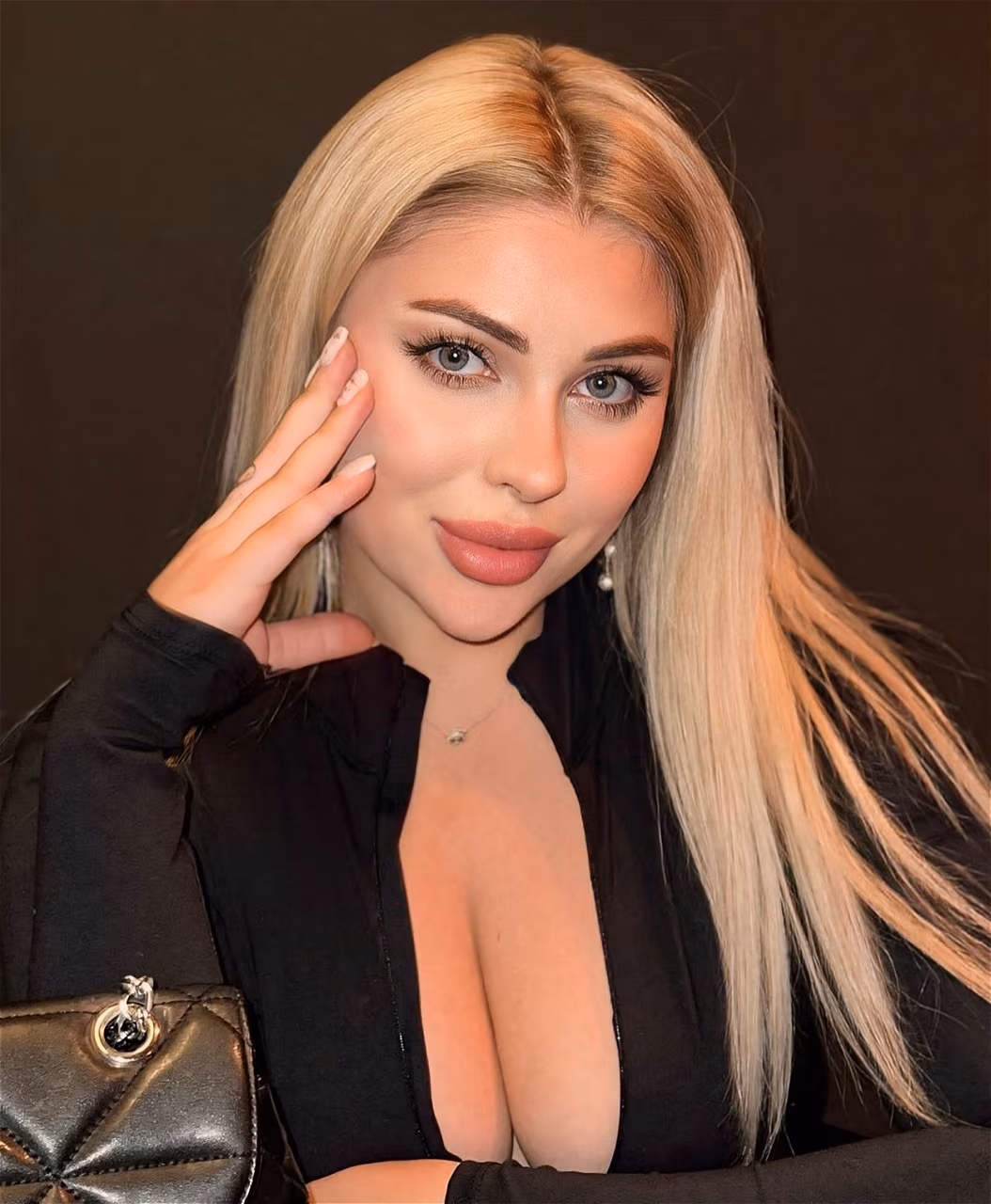 Liliya 24 Kyiv Ukraine Ready to date a man who makes me happy