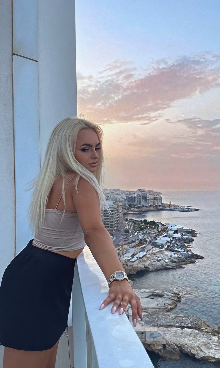 Daria 28 Lutsk Ukraine Seeking a man to date for a beautiful love story