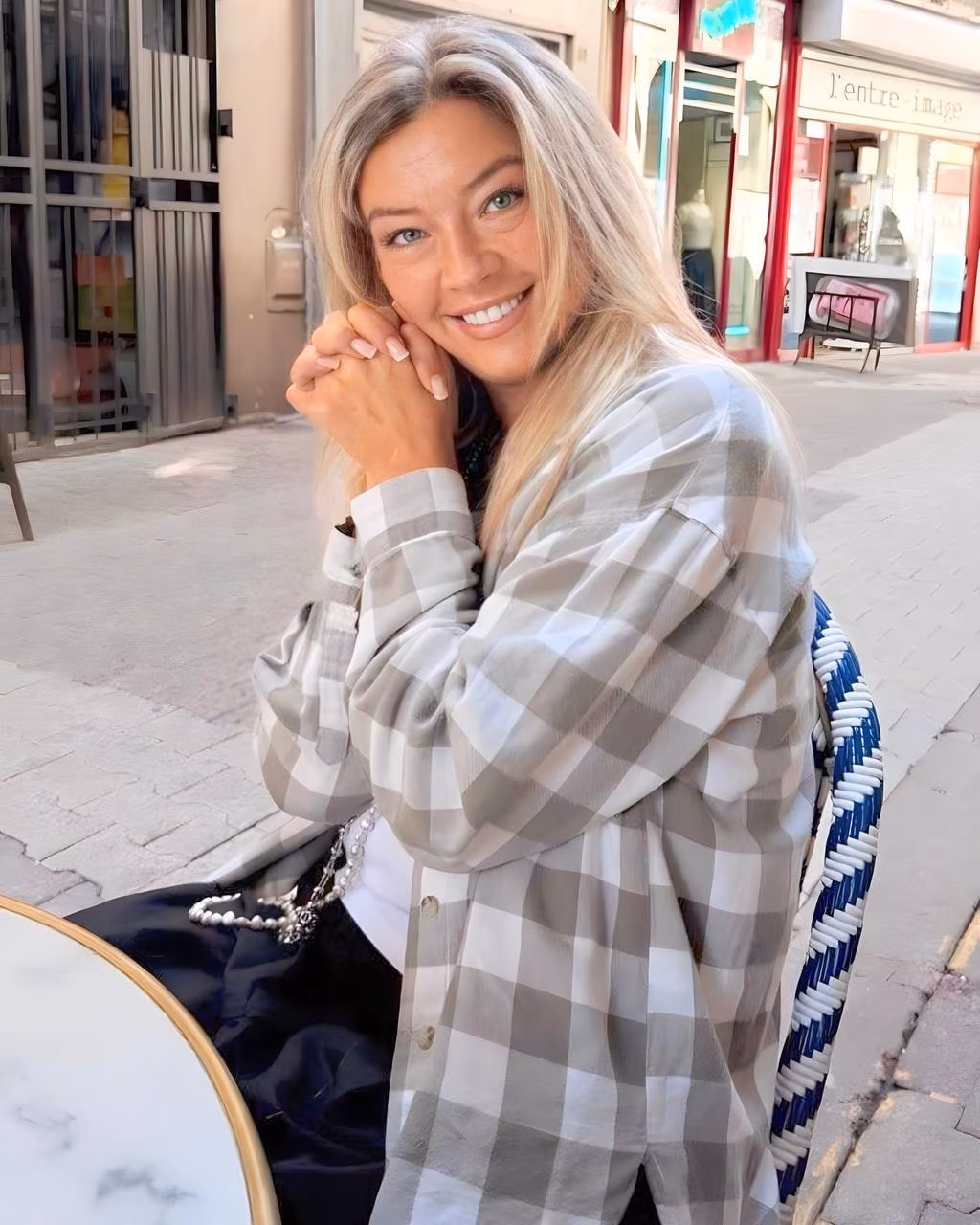Yulia 51 Grenoble France Seeking a man to date with good character