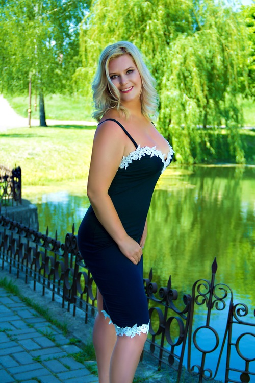 Iryna online dating apps canada